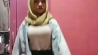 Hijab Indonesian show