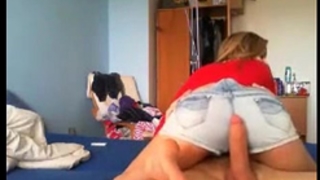 Sexy girlfriend sucks her boyfriend on web camera