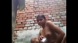 Desi girl bathing &_ self record