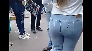 Culo en jeans