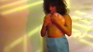 Vintage 80's British big tits strip dance